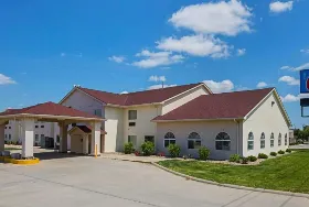 Photograph of Motel 6, Omaha