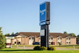 Photograph of Rodeway Inn, Ainsworth