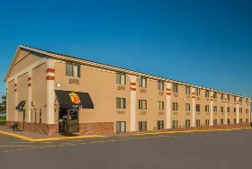 Photograph of Super 8, Lincoln