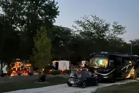 Photograph of West Omaha / NE Lincoln KOA , Omaha