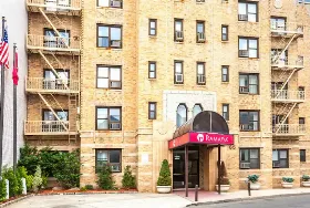 Photograph of Ramada by Wyndham, Jersey City