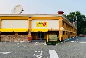Photograph of Super 8, Gloucester City