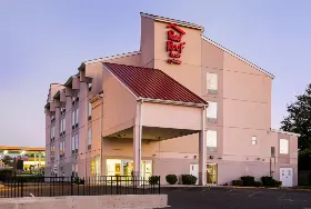 Photograph of Red Roof Inn & Suites, Bellmawr