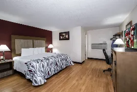 Photograph of Red Roof Inn, Neptune