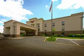 Photograph of Hampton Inn, North Brunswick