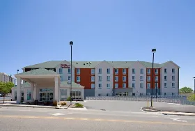 Photograph of Hilton Garden Inn, Albuquerque