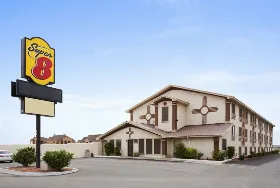 Photograph of Super 8, Carlsbad