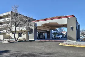 Photograph of Ramada Plaza by Wyndham Albuquerque Midtown, Albuquerque