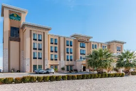 Photograph of La Quinta Inn & Suites, Carlsbad