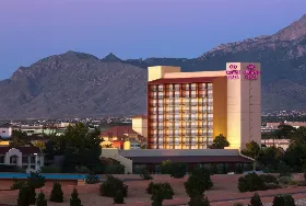 Photograph of Crowne Plaza, Albuquerque