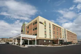 Photograph of Home2 Suites, Elko