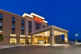 Photograph of Hampton Inn, Wells