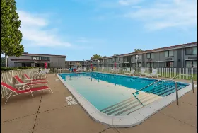 Photograph of HomeTowne Studios, Painted Post