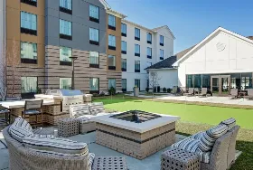 Photograph of Homewood Suites, Ronkonkoma