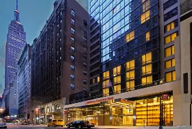 Photograph of Hilton Garden Inn, New York