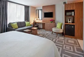 Photograph of Hilton Garden Inn, New York