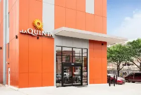Photograph of La Quinta Inn and Suites by Wyndham Long Island City, Long Island City