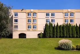 Photograph of La Quinta Inn & Suites, 