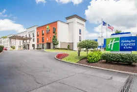 Photograph of Holiday Inn Express, Albany