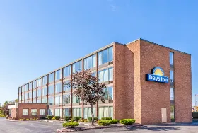 Photograph of Days Inn, Syracuse