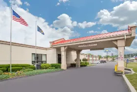 Photograph of Days Inn, Liberty