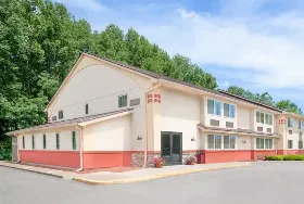 Photograph of Super 8, Oneonta