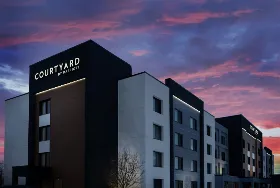 Photograph of Courtyard, Buffalo