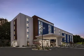 Photograph of SpringHill Suites, Tuckahoe