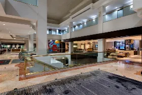 Photograph of New York Marriott at the Brooklyn Bridge, Brooklyn
