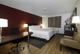 Photograph of Red Roof PLUS+ & Suites, Malone