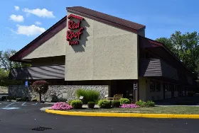 Photograph of Red Roof Inn, Utica