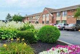 Photograph of Motel 6, Albany