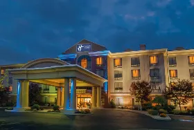 Photograph of Holiday Inn Express, Cheektowaga