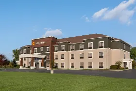 Photograph of La Quinta Inn & Suites, Lackawanna