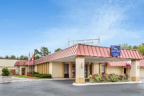 Photograph of Baymont by Wyndham, Queensbury