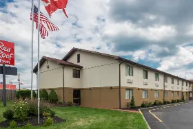 Photograph of Red Roof Inn, Binghamton