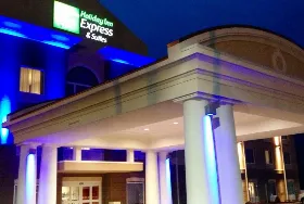 Photograph of Holiday Inn Express, Utica