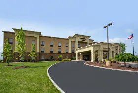 Photograph of Hampton Inn, Utica