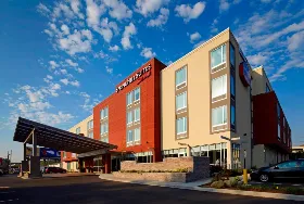 Photograph of SpringHill Suites, Columbus