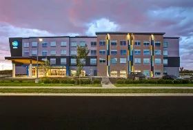 Photograph of Tru By Hilton, Monroe
