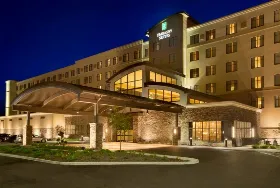 Photograph of Embassy Suites, North Canton