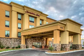 Photograph of Hampton Inn, Dayton