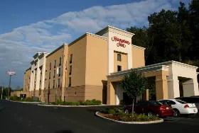 Photograph of Hampton Inn, Cambridge