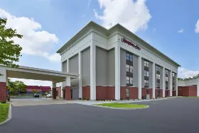 Photograph of Hampton Inn, Maumee