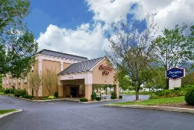Photograph of Hampton Inn, Wooster