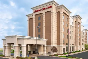 Photograph of Hampton Inn, Beachwood