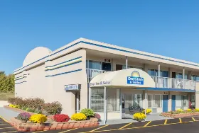 Photograph of Days Inn, Dayton