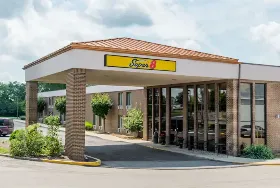 Photograph of Super 8, Miamisburg