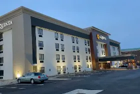 Photograph of La Quinta Inn, Dublin
