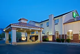 Photograph of Holiday Inn Express, Sharonville